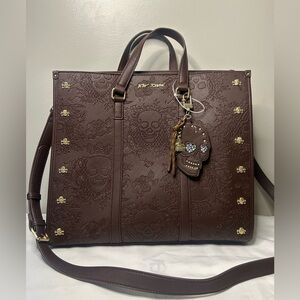 NEW! NWT BETSEY JOHNSON Large Skull Embossed XOMATTIE Tote Bag Chocolate